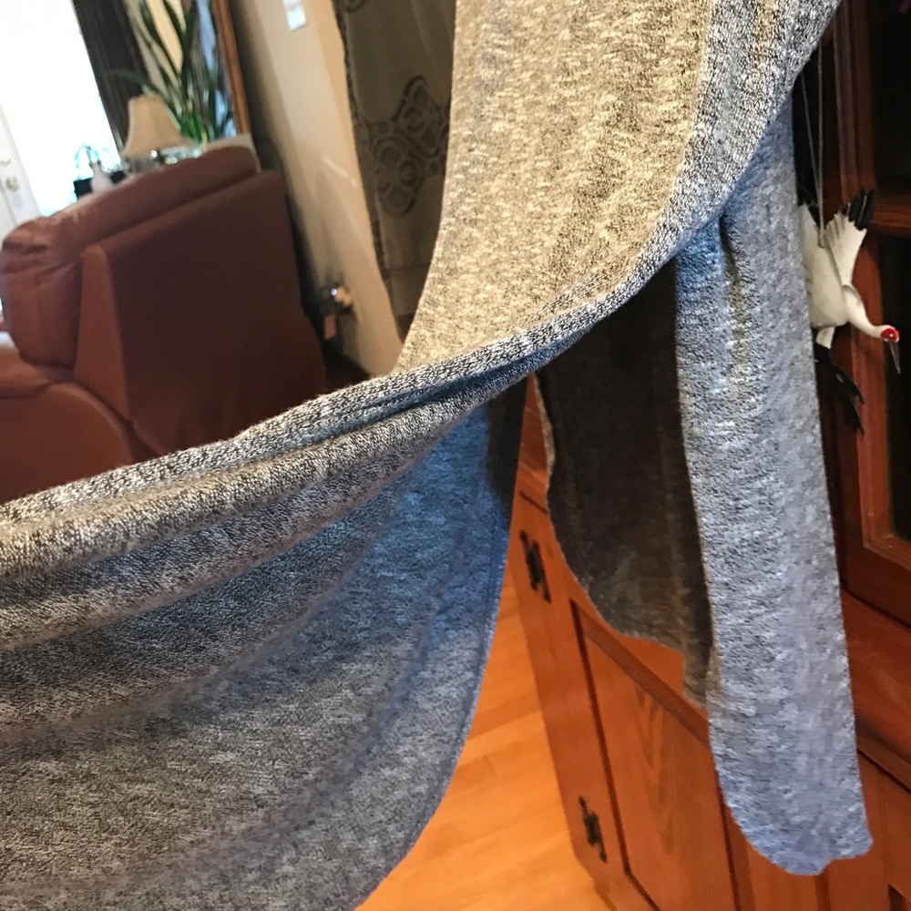 HOST PickSlit side long t shirt! - Picture 4 of 5